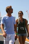 Jenson-Button-ir-jo-mergina-Jessica-Michibata.jpg