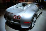 Bugatti-Veyron-Sang-dArgent-foto-6.jpg