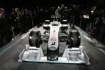 2010-Mercedes-GP-W01-foto-9.jpg