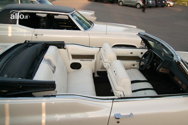 Cadillac Kabrioletas Nuoma