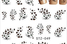 Vandens pagrindu klijuojami nagų lipdukai