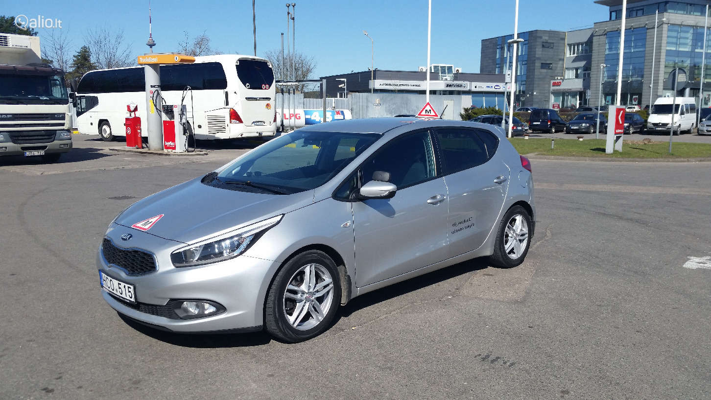 Papildomos vairavimo pamokos vairavimas Instruktorius