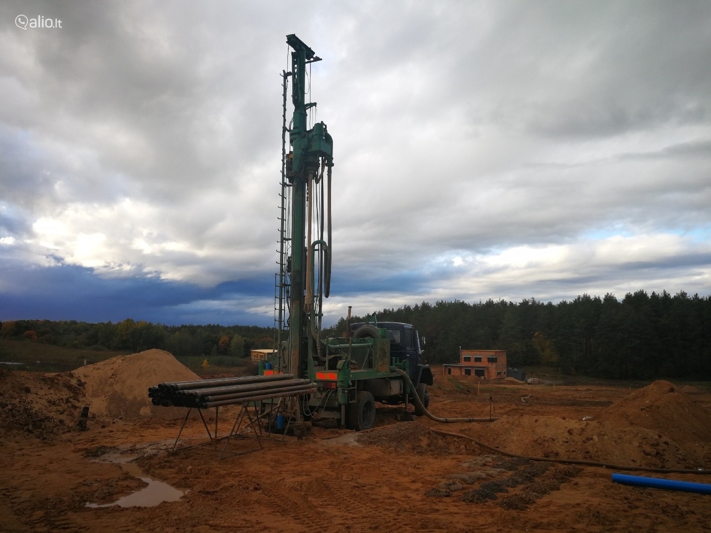 Gręžiniai vandeniui ir geoterminiam šildymui,Vandens ir nuotekų sistemų įrengimas,Gręžinių remontas