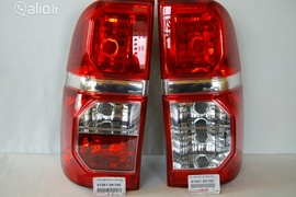 TOYOTA HILUX GALINIAI ZIBINTAI KITOS DALYS