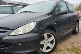 Automobiliu  dalys, Peugeot 307 Hečbekas Autodalys