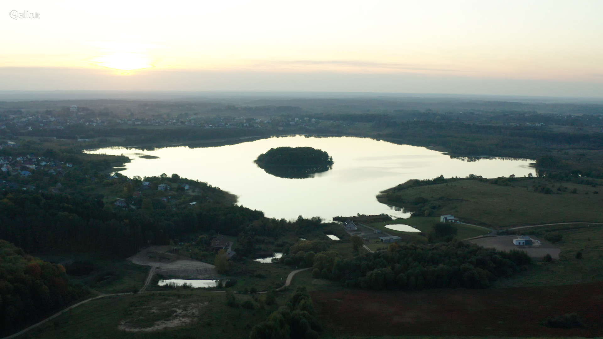 Avižienių miškas (~300m) ir apylinkes! sklypas