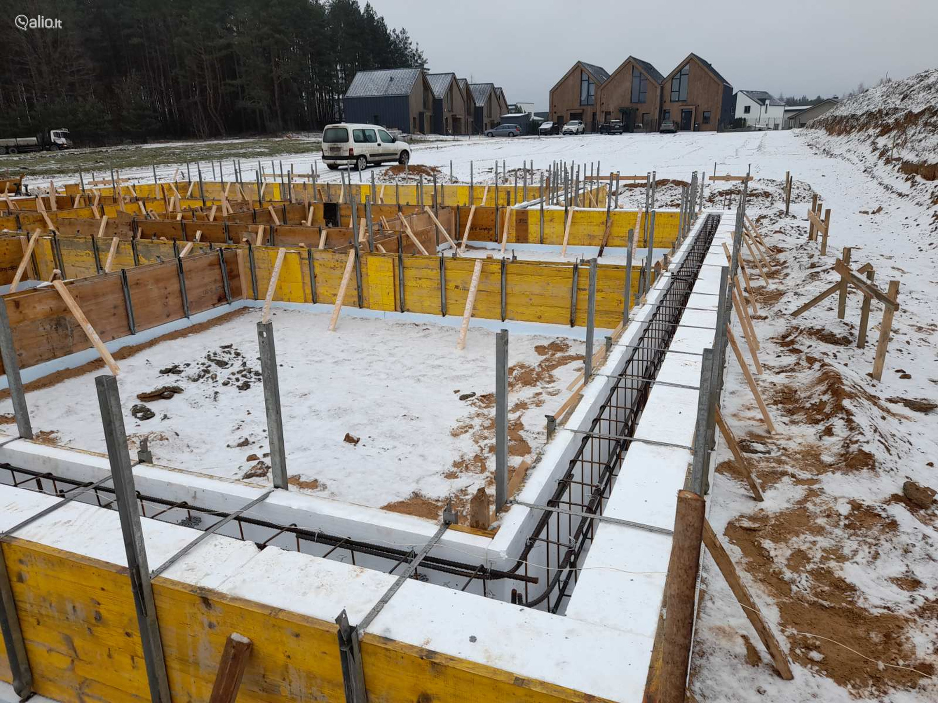 Pamatų klojiniai DIST