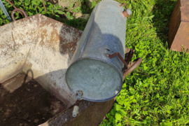 Metalinė talpa su kraneliu 55L