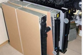 Radiatorius variklio aušinimo mitsubishi carisma