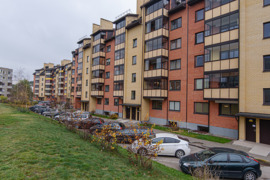 Tvarkingiems asmenims (be augintinių) nuomojamas šviesus 2 kambarių butas su erdvia lodžija ir rūsiu