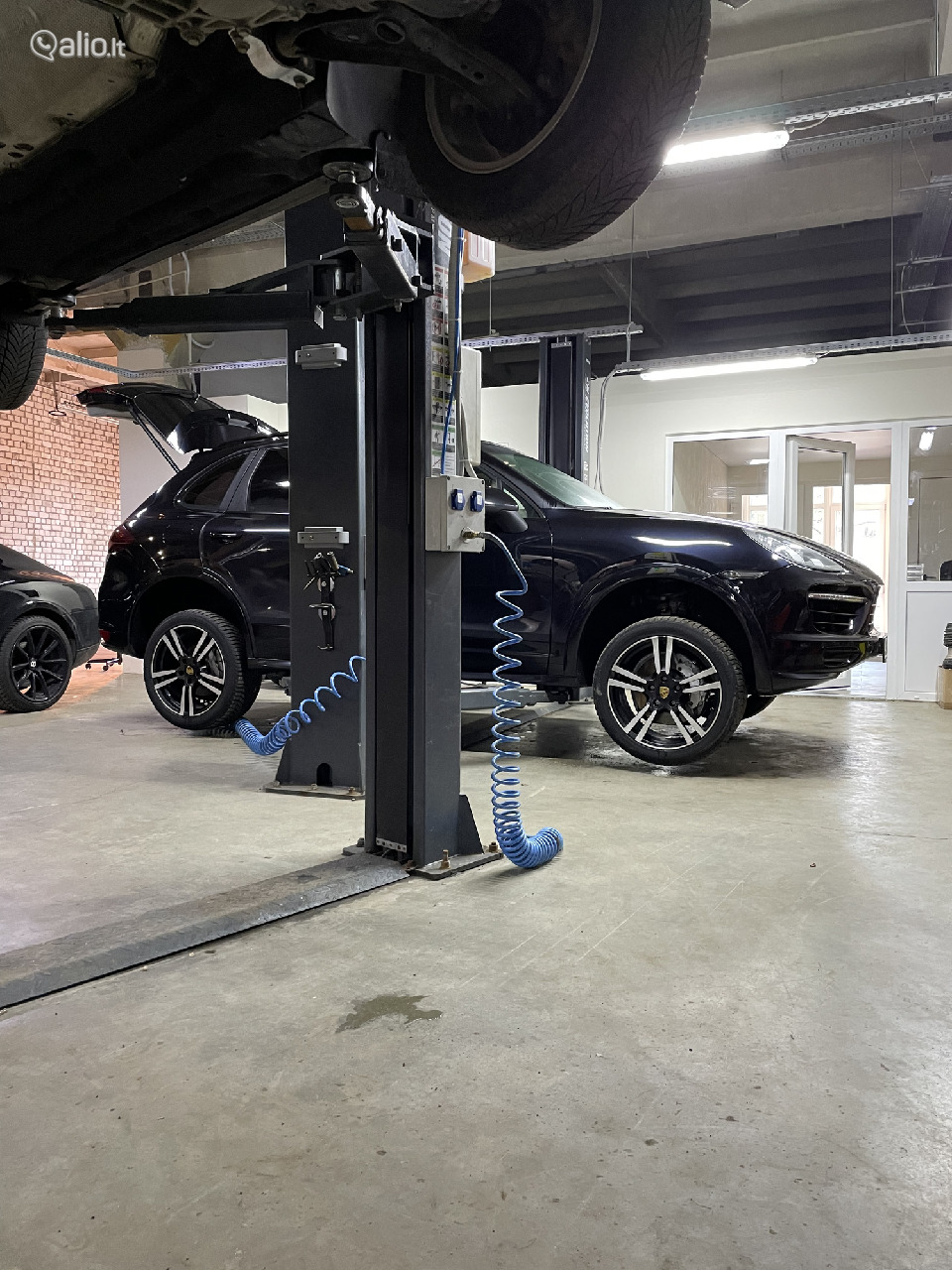 Airmatic adaptyvios sistemos remontas. Orines vaziokles patikra. . . .