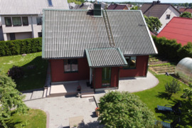 Namas Plungės r. sav., Plungė, Klevų g.