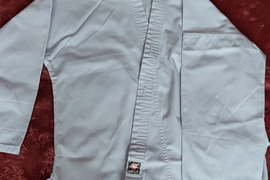 Kimono kovos menams