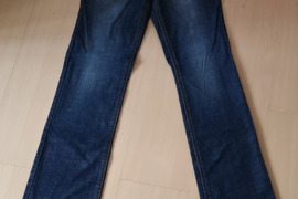 Nauji drabuziai is  UK