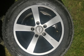 Kumho, Universalios padangos
