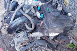 Automobiliai pigiai dalimis, pigios dalys, automobiliu detalės, autodalis,  yaris auto dalys