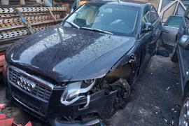 AUDI A4 B8 DALIMIS variklis CAMA AUTOMATINE GREICIU DEZE KSS SPALVA LZ7L