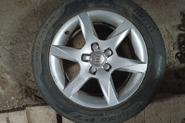 Lengvo lydinio ratlankiai r16  AUDI