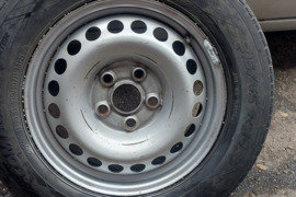 Volkswagen , Atsarginis ratas, R-16