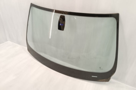 BMW, 3 Series, E90, LCI #Priekinis stiklas, #Priekinis žalias stiklas, #BMW E90 LCI Dalimis