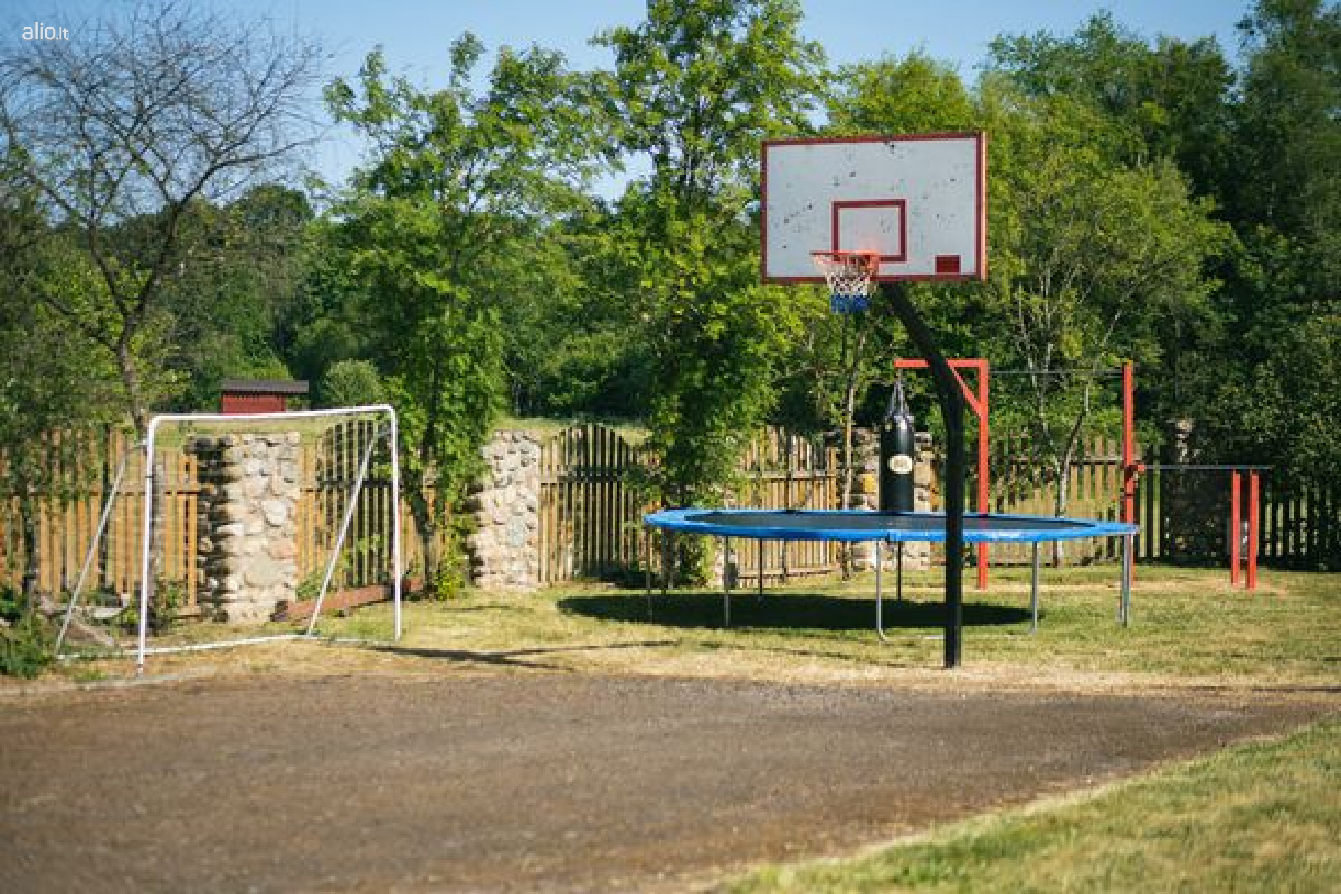Baidarių nuoma širvintos upe, pirtis, kubilas, sodybos, kambarių nuoma, tinklinis, krepšinis, futbol