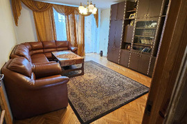 2 kamb. butas Vilniaus r. sav., Pagiriai (Pagirių sen.), Šiltnamių g.