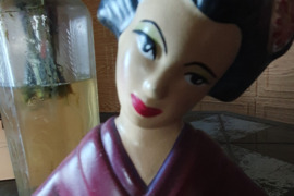 Japonijos geishos figurele.