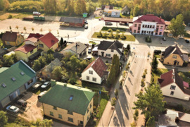 Rąstinis namas Dariaus ir Girėno g., Pakruojyje