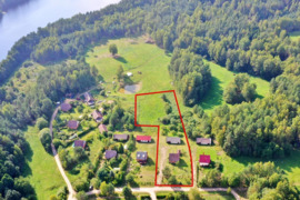 Parduodama prie nuostabaus grožio  ir žuvingų ežerų, pušynų apsuptyje, sodyba Ignalinos rajone, Šved