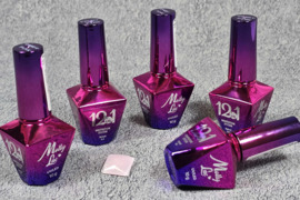 Spalvota bazė Pink ir viršutinis sluoksnis viename