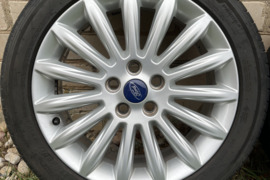 Ford lieti ratlankiai R17 su Hankook vasarinėm padangom