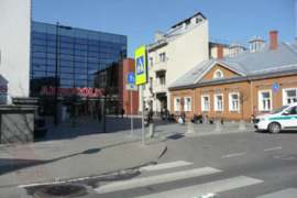 CENTRE PRIE AUTOBUSŲ STOTIES IŠNUOMOJAMAS 1 KAMBARIŲ BUTAS 1 STUDENTEI ARBA DIRBANČIAI MERGINAI NUO 