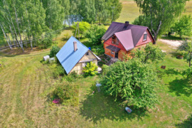 ĮRENGTA KAIMO SODYBA – VIENKIEMIS SU NET 11,4 HA ŽEMĖS SKLYPU ZARASŲ R., PETKŪNŲ K. 4, ŠALIA PUIKAUS
