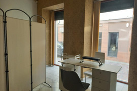 Darbo vietos nuoma manikiūristei