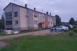 4 kamb. butas Šakių r. sav., Daukantiškiai, Atžalyno g.