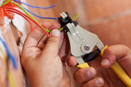 Elektros instrumentus valdau meistriškai!
