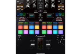 Pioneer DJM-S7 2 kanalų scratch stiliaus DJ maišytuvas