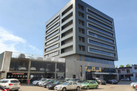 Nuomojame 60 kv. m administracines patalpas verslo centre Naugarduko g. Vilniuje