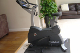 Dviratis treniruoklis Life fitness C1