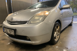 Toyota Prius nuoma Kaunas Vilnius, Bolt, taxi, bolt darbas, pavežėjo darbas