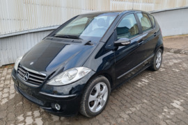 Mercedes-Benz A180 CDI 2.0 80 kW 6 pavaros dalimis
