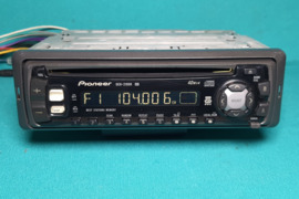 Pioneer deh-2100r  CD grotuvai