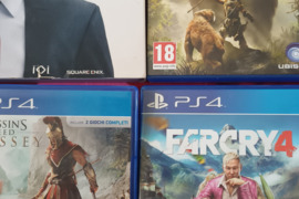 PS4 žaidimų konsolė
