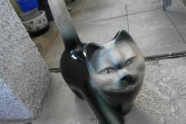 Keramikinė katino skulptūra rankų darbo 