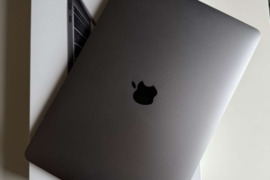 MacBook Pro 13.3