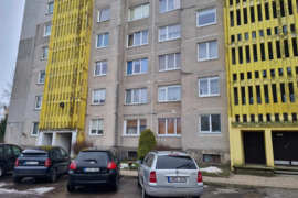 PARDUODAMAS 3 KAMBARIŲ BUTAS MAŽEIKIUOSE, VENTOS G. 9