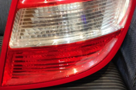 Mercedes-Benz W204 galinis zibintas