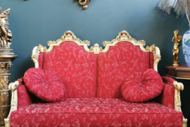 Prancūzijos imperijos stiliaus sofa