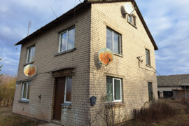 Mūrinis namas 41 arų sklype Kalesninkų gyvenvietėje