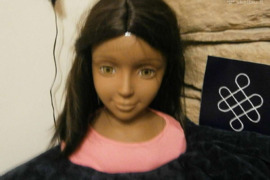 Mergaitės manekenas ,plaukai sintetiniai kaip tikri